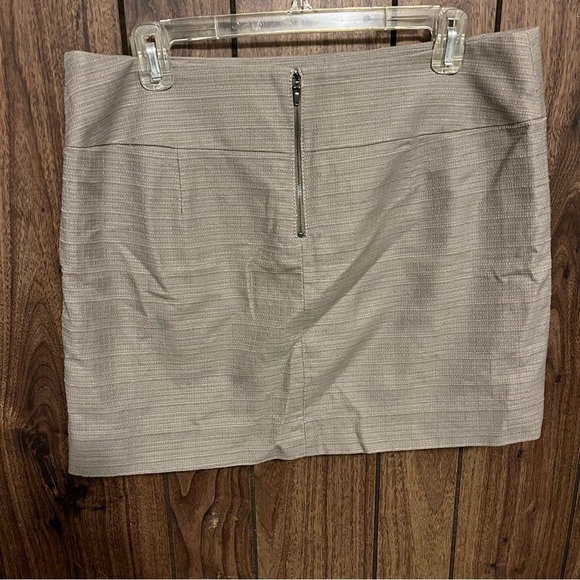 J Crew Factory Womens Gray Pleated Textured Lined Mini Skirt Sz 12 - Picture 3 of 6